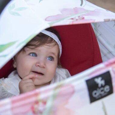 Capa Multifuncional Floral (Cover) - Proteção solar UV 50+