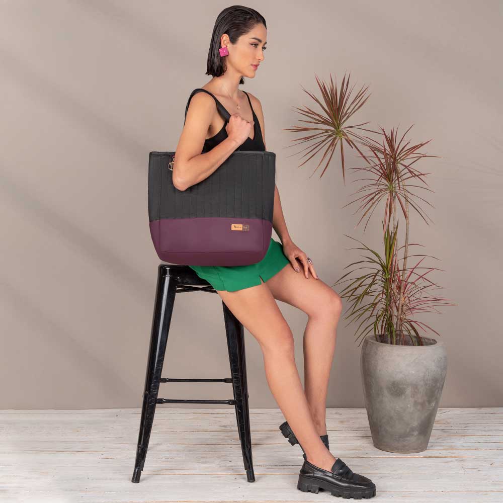 Bolsa Maternidade Coleção Cores - Preto e Marsala - Imagem 7