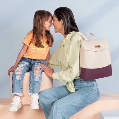 Mochila Maternidade Coleção Cores - Creme e Marsala