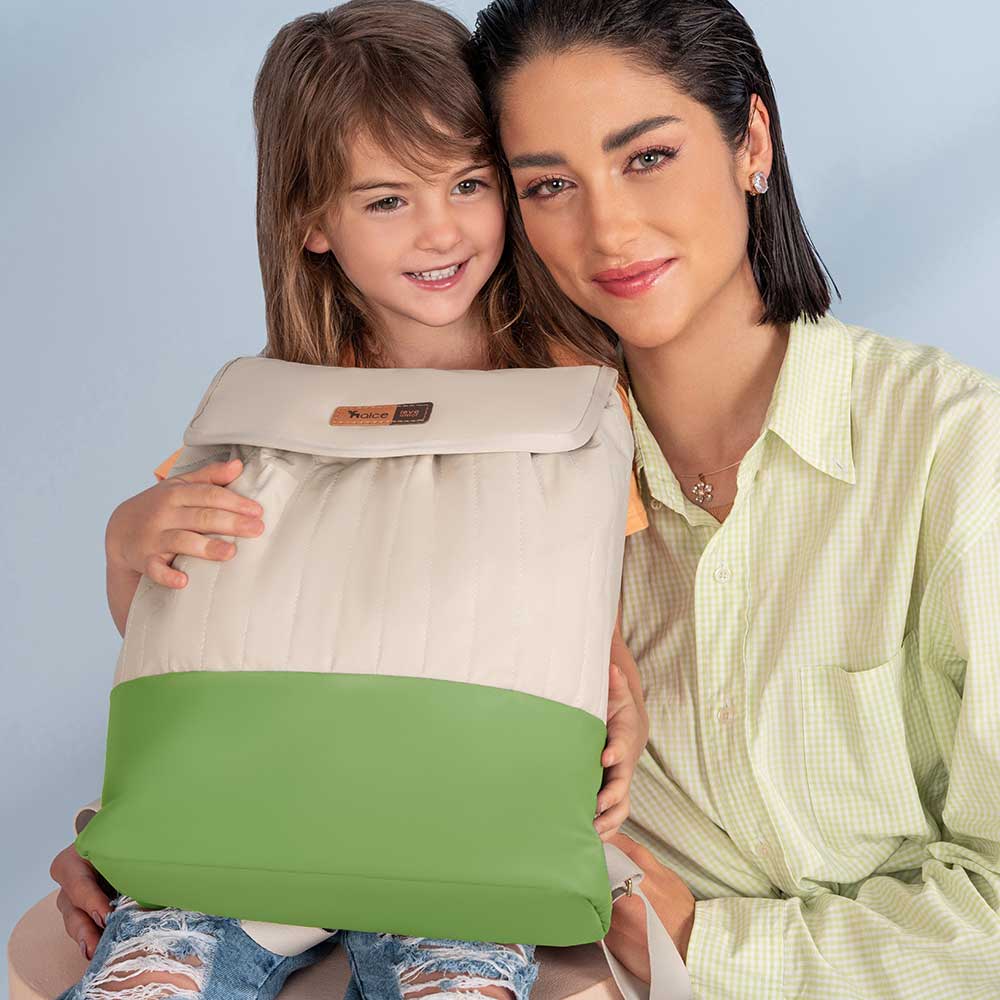 Mochila Maternidade Coleção Cores - Creme e Verde - Imagem 9