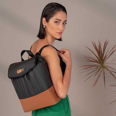 Mochila Maternidade Coleção Cores - Preto e Caramelo