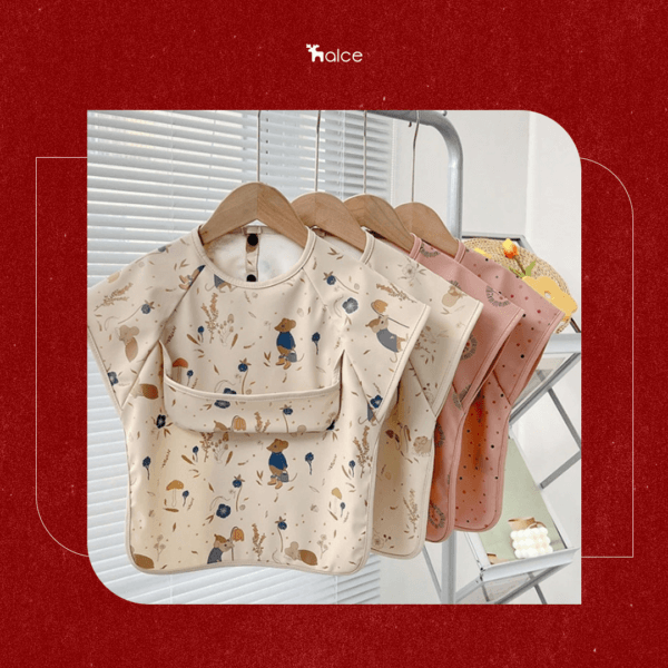 Babador tipo avental manga longa para introdução alimentar