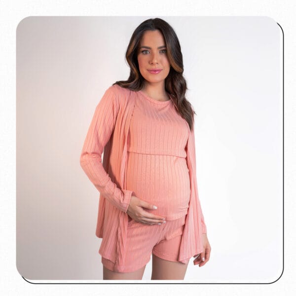 Pijama para maternidade faça uma escolha prática e confortável - modelo 2