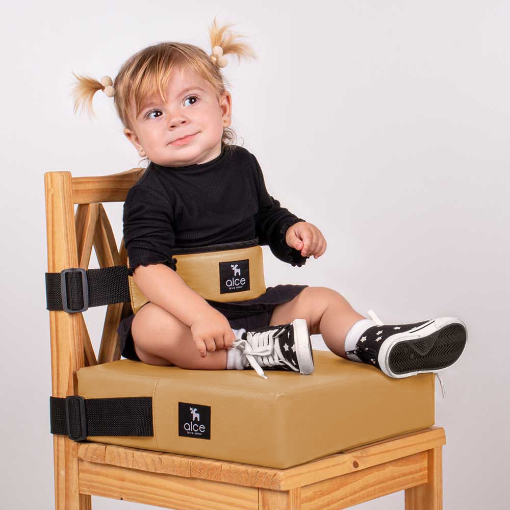 Assento de Alimentação Quadrado e Cinto Mostarda